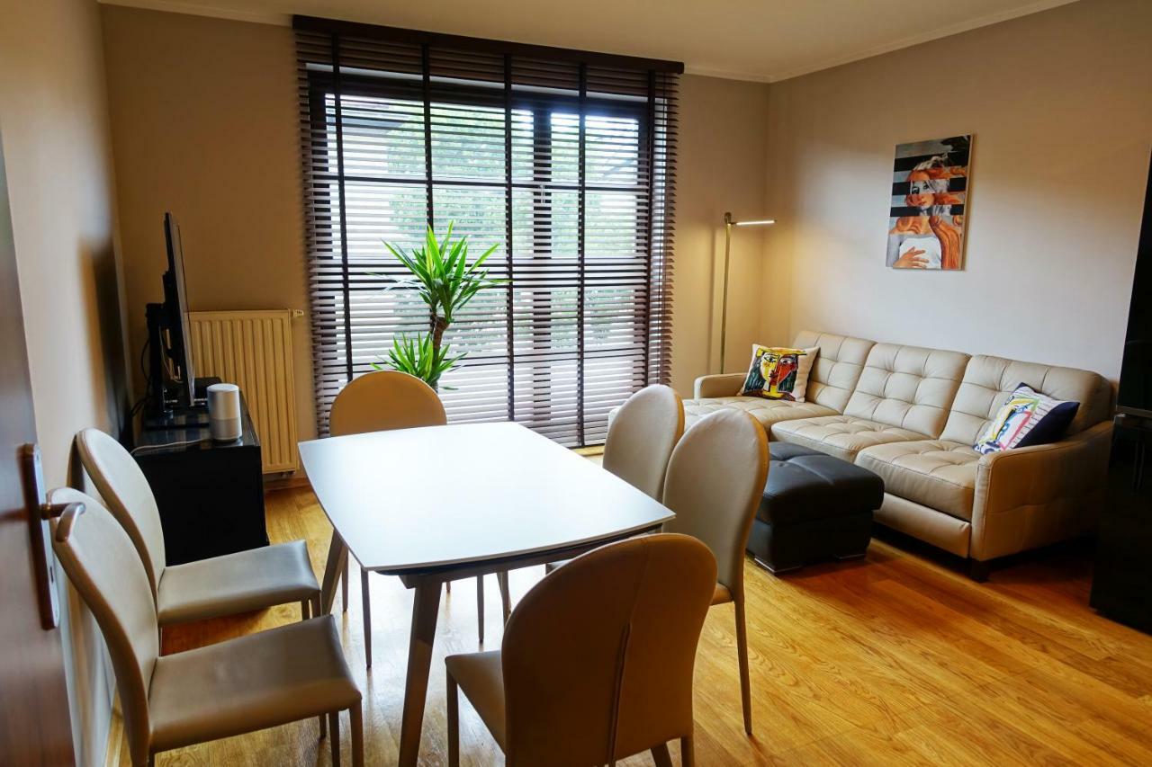 Apartament X Apartament *